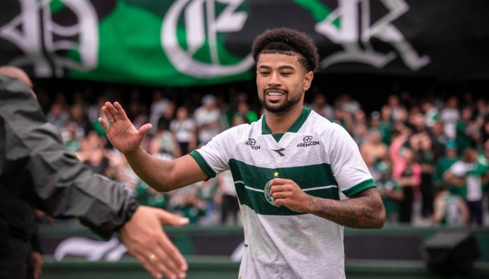 lucas-ronier-coritiba-operario