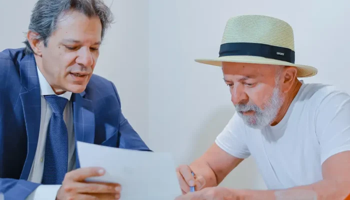 lula-haddad-chapeu-via-ebc-1