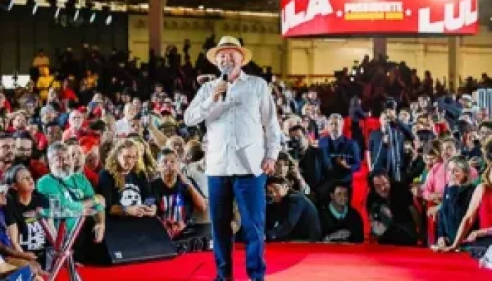 lula-na-convencao-do-pt-300x209.jpeg