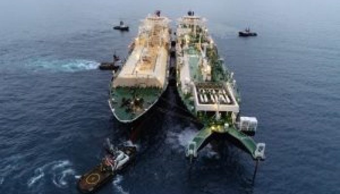 operacao-ship-to-ship-navio-300x200-1