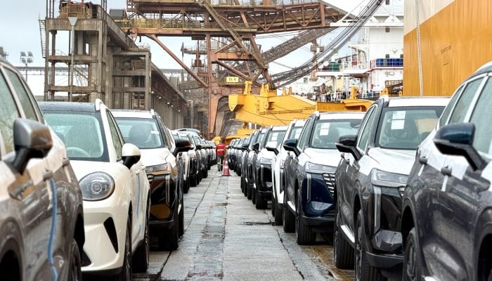 porto-de-paranagua-e-lider-em-movimentacao-de-veic006795980202610271852.jpg