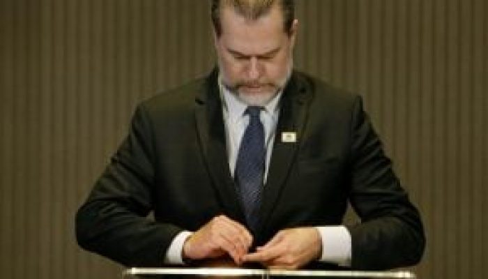 shutterstock_1367398892-1-300x211-2