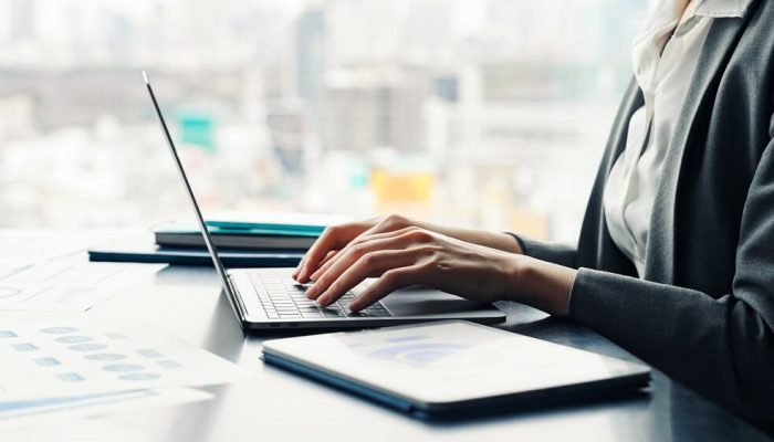 shutterstock_2658804489