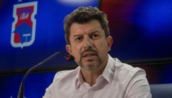 tcheco-parana-clube-apresentacao