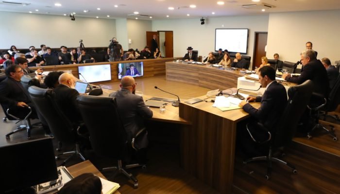 As análises e deliberações ocorreram ao longo da manhã e tarde desta quarta-feir