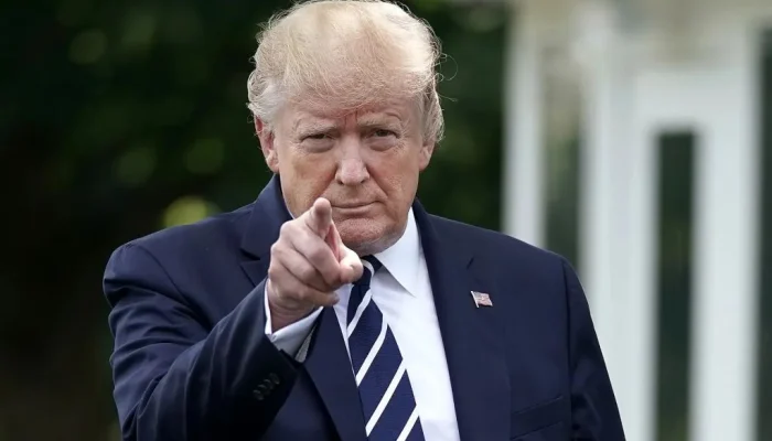 trump-x-indicador-x-reproducao-white-houe