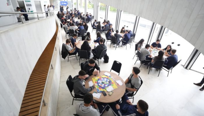 vQoFNQ9METMKRCtn9yTnIMy10lAMRxQTLWdyiVNu